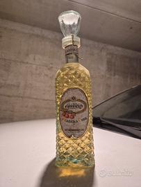 bottiglia vintage di Maraska Cherry Liqueur