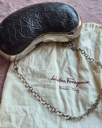 Pochette salvatore ferragamo kidney bean