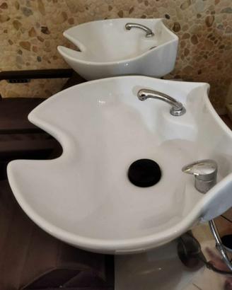 2 lavabo piu 2 poltrone per parrucchieri