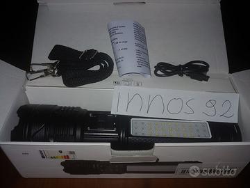 Torcia Ricaricabile 15000mAh 500000LUX + PowerBank