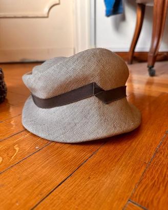 Cappello vintage beige anni 60/70 – stile cloche 
