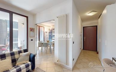 AMPIO TRILOCALE LUMINOSO CON TERRAZZO VIVIBILE