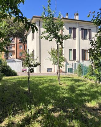 PORZIONE DI BIFAMILIARE A RIMINI