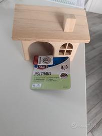 casetta in legno per criceti 