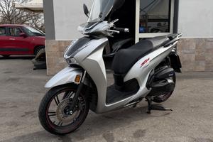 Honda SH 350 Sport