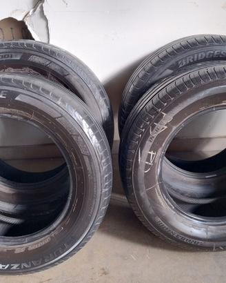 GOMME ESTIVE BRIDGESTONE 215/65/16