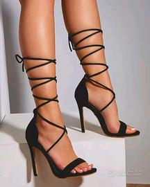 tacchi/sandali con lacci