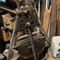 Cavalletto da idraulico in ferro