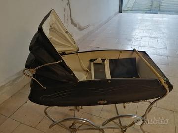 Carrozzina vintage Polloni – carrozzina d’epoca pe