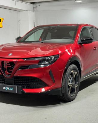 Alfa Romeo Junior 1.2 ibrida Q4 Intensa 145cv edct