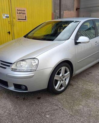 VOLKSWAGEN Golf 2.0 16V TDI 4mot. 5p. Sportline