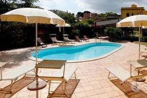 Cv87 casale con piscina e giardino