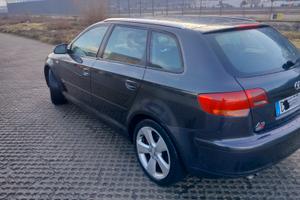 Audi A3 Sportback quattro
