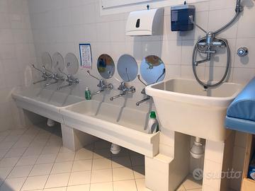 Set di 6 rubinetti + 2 wc