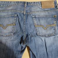 JEANS"