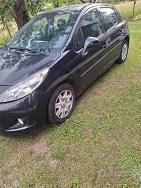 Peugeot 1.4 70CV X Line - 5 Porte - Ideale Neopate