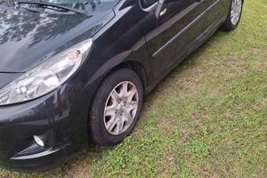 Peugeot 1.4 70CV X Line - 5 Porte - Ideale Neopate