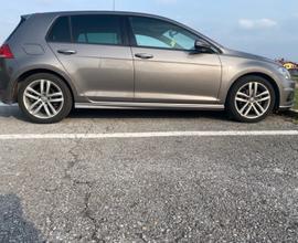 VOLKSWAGEN Golf 7ª serie - 2015