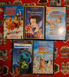 Lotto 5 VHS Disney e animazione vintage