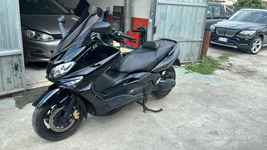 Tmax 500 2007