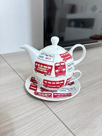 Teiera con tazza londinese