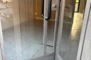 Uffici negozio laboratorio