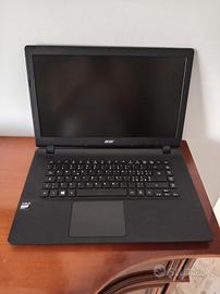 Notebook Acer N15C4 (per pezzi di ricambio) 