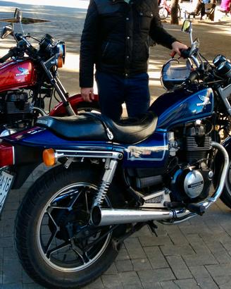 Honda Nighthawk 450 - CB 450 SC