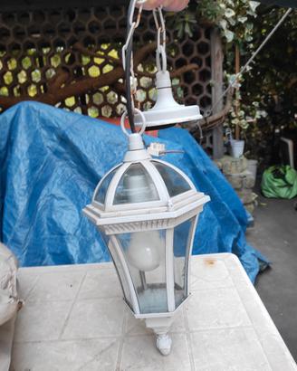 lampade con aggancio a tetto per esterni 