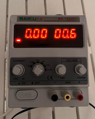 Baku BK-1502D+ alimentatore da banco regolabile