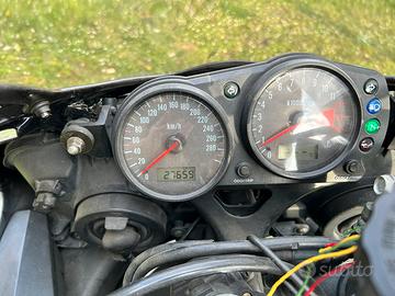 Kawasaki zx-9r