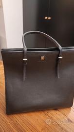 borsa Coccinelle nera saffiano