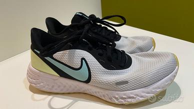 Scarpe Nike Revolution 5 