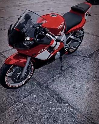 Yamaha r6