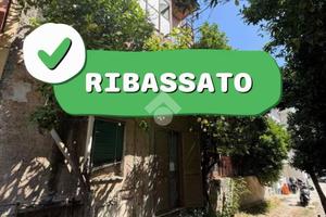 RUSTICO A CASALNUOVO DI NAPOLI
