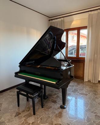 pianoforte a coda C. Goetze St. Petersburg–Berlin