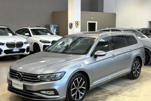 Volkswagen Passat Variant 2.0 tdi Executive 150cv
