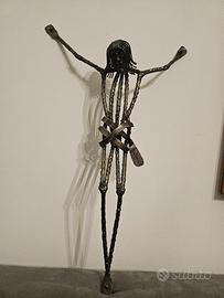 Crocifisso in ferro battuto 