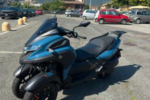 scooter Yamaha Tricity 300