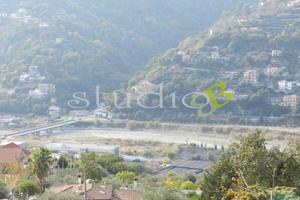 Capannone a Camporosso