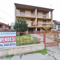 BIFAMILIARE A SAN BORTOLO DA RISTRUTTURARE