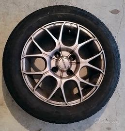 cerchi in lega Momo design