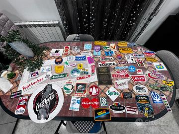 Lotto di adesivi da collezione