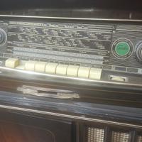 Mobile stereo anche con radio  dell'800