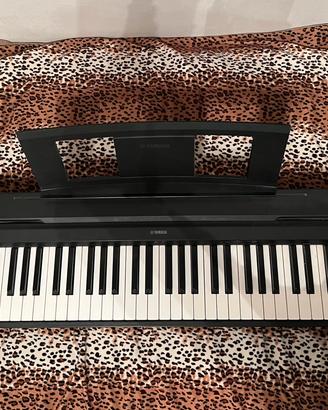 Yamaha P-45  (Piano digitale 88 tasti)