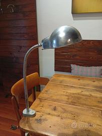 Lampada da tavolo industriale vintage A. Perazzone