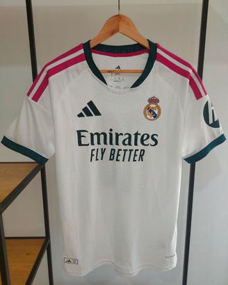 Maglia Mbappé Real Madrid