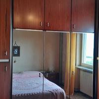 Camera da letto/sala/tinello e altri mobili