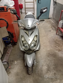 Sym scooter 150
