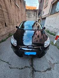 Ford Focus 1.6 anno 2011